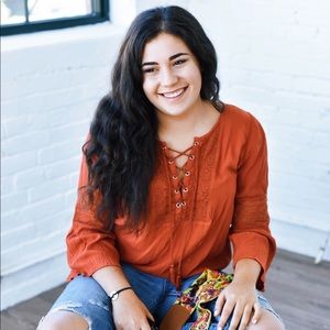 Meet your Posher, Leah